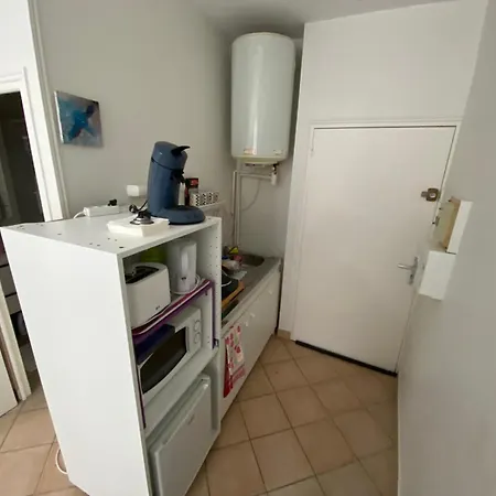 Dday 80e A Cote De La Cathedrale Apartamento *