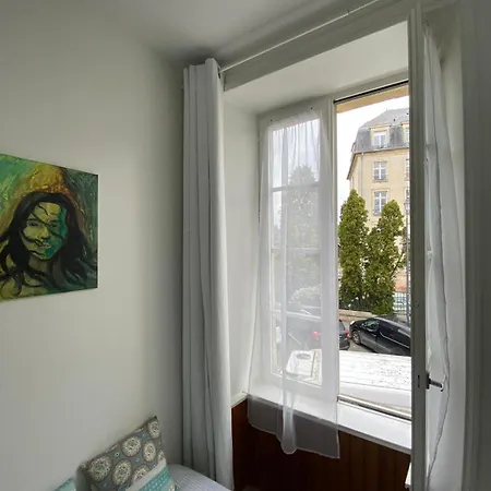 Dday 80e A Cote De La Cathedrale Apartamento *