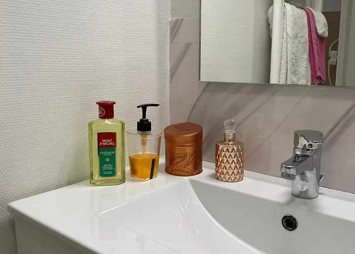 Dday 80e A Cote De La Cathedrale Apartment Bayeux