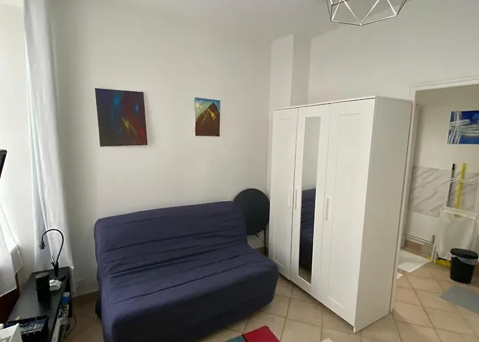 Dday 80e A Cote De La Cathedrale Bayeux